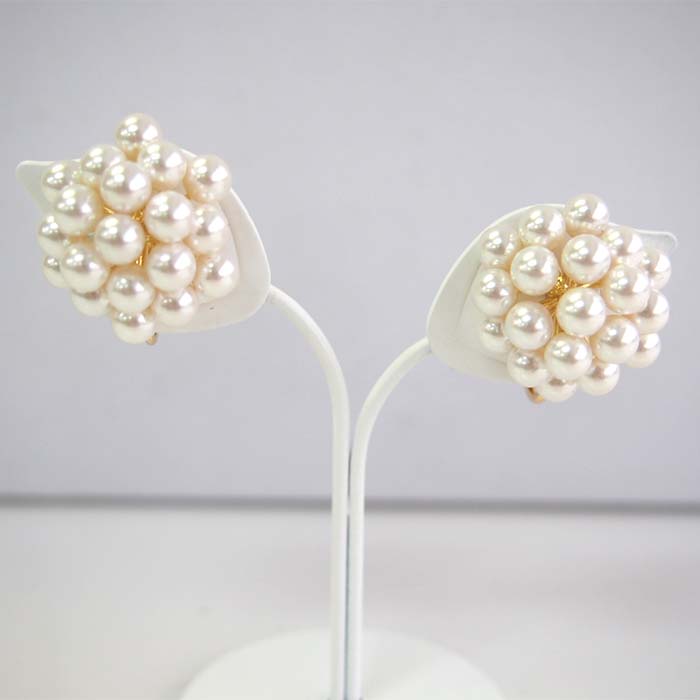 ベビーパールイヤリング